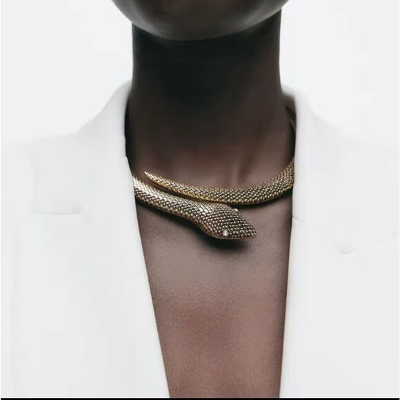 New ZARA Snake Choker Necklace In Aged Gold - Picture 1 of 11